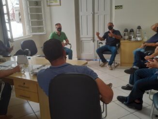 Reunião na Câmara Põe na Pauta Funcionamento da Praça da Juventude