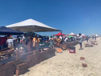 'Paleta Atlântida': evento reúne 3 mil assadores e quer ser maior churrasco à beira-mar do mundo