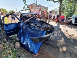 Grave acidente envolve três veículos e mobiliza Bombeiros e Brigada Militar