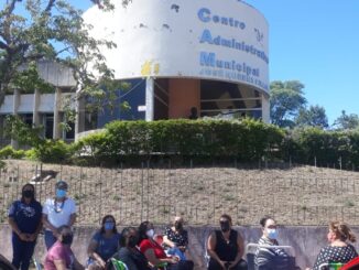 Piquete de professore em frente ao Centro Administrativo Municipal