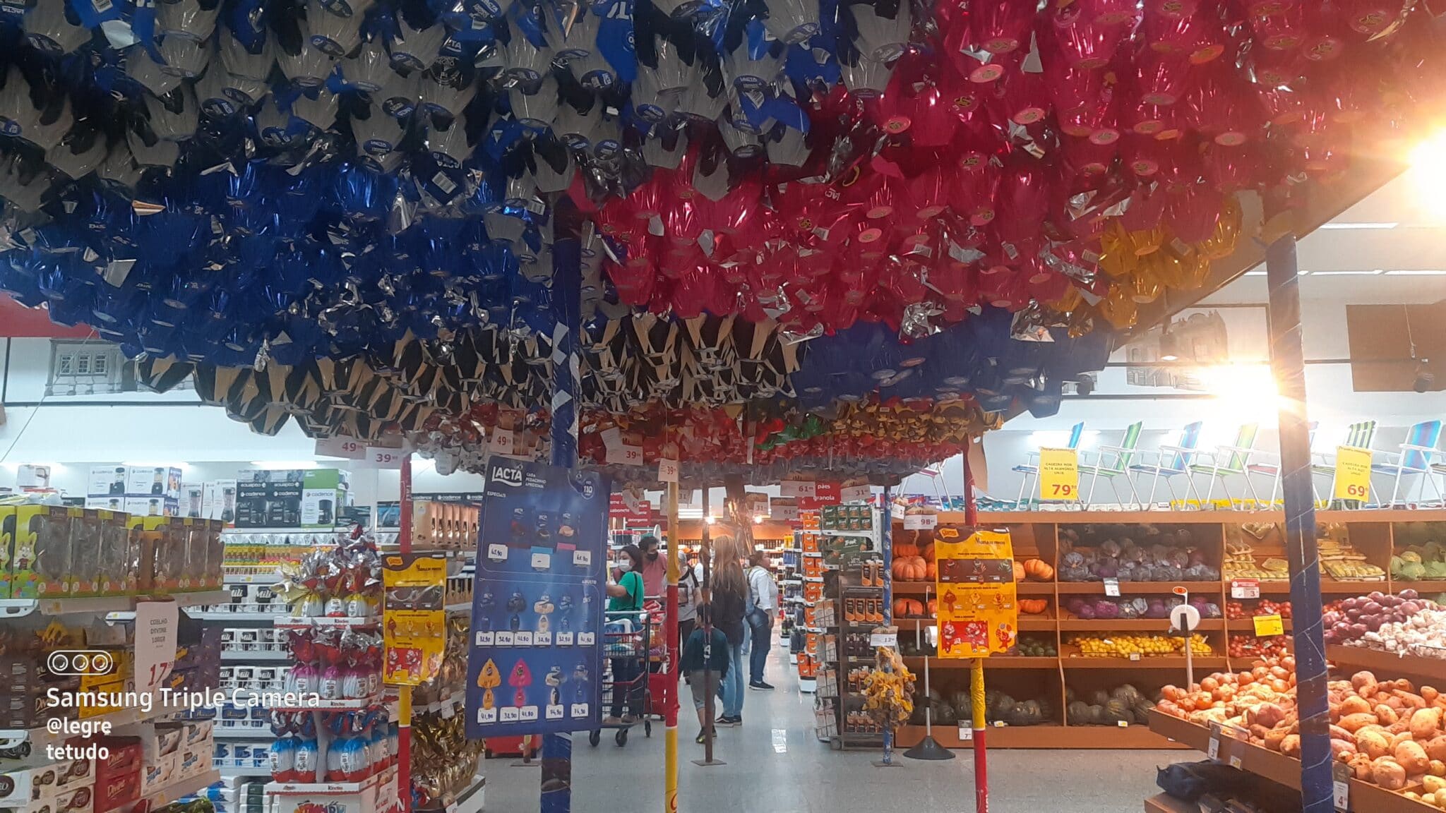 Ovos de chocolate em mercados de Alegrete