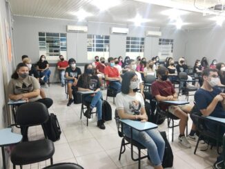 Curso Aprovação retorna suas atividades no modo presencial