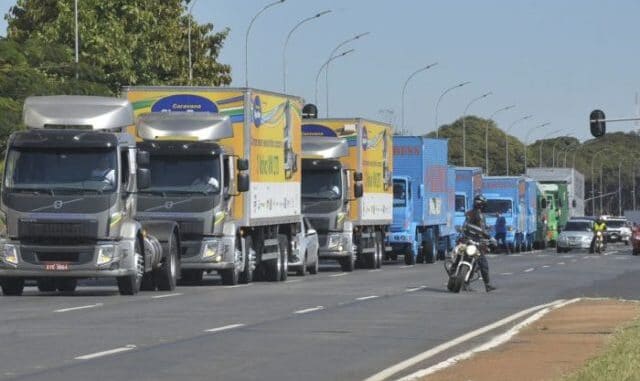 Greve dos caminhoneiros: entenda as possibilidades de uma paralisação geral