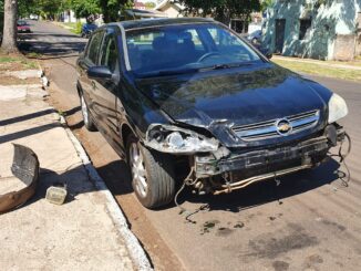 Motorista provoca acidente em cruzamento na Cidade Alta