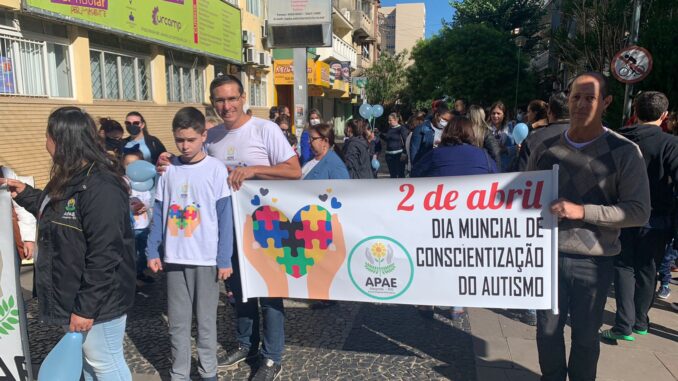 Apae realiza 1ª Caminhada pela Conscientização do Autismo em Alegrete Apae realiza 1ª Caminhada pela Conscientização do Autismo em Alegrete