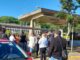Professores em greve em frente ao Centro Administrativo