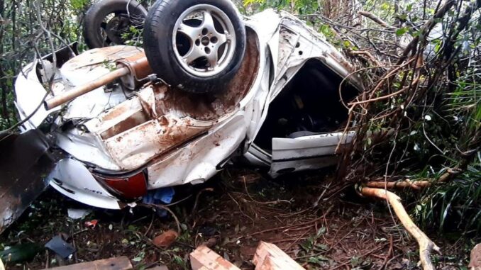 carro acidente 1