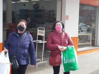 Uso de máscaras em ambiente aberto