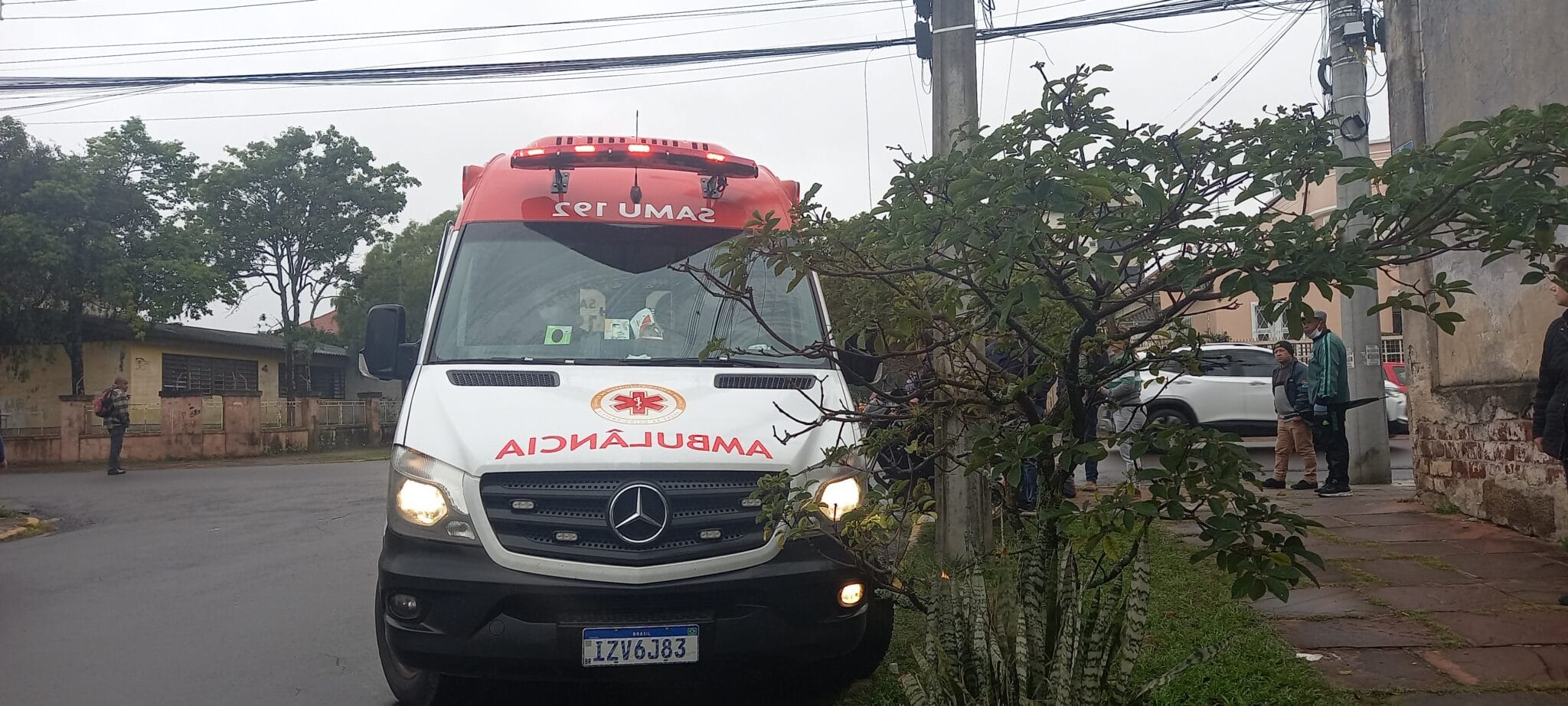 Acidente deixa homem ferido em cruzamento no Centro