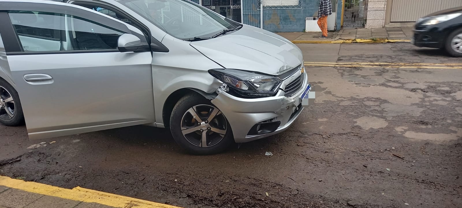 Acidente entre dois veículos deixa uma criança ferida em Alegrete