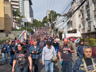 Protesto contra privatização da Corsan em Porto Alegre