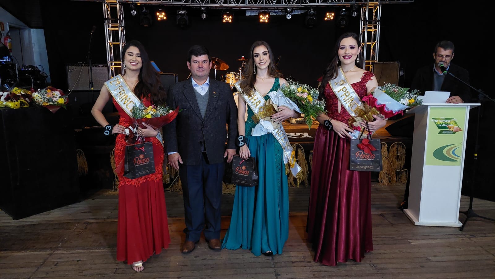 Escolha das Soberanas, baile e homenagens encerram a Semana Arrozeira em Alegrete