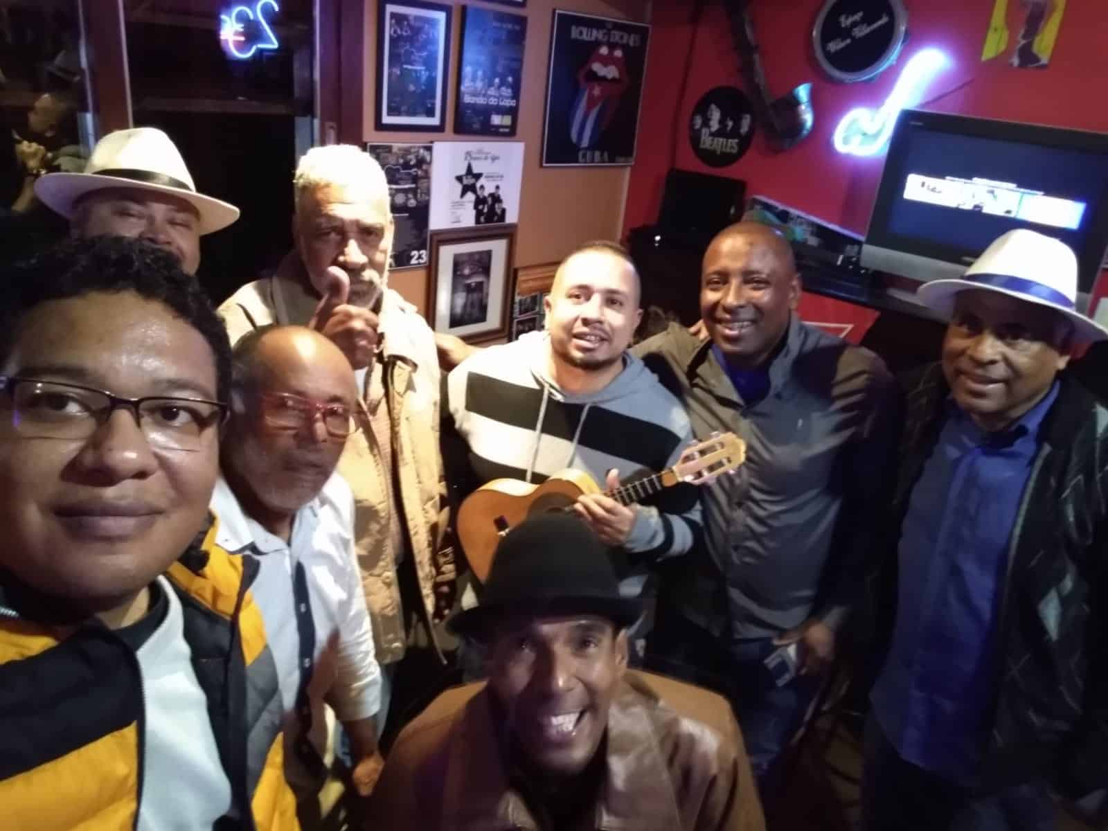 Homenagem a Roberto Joel