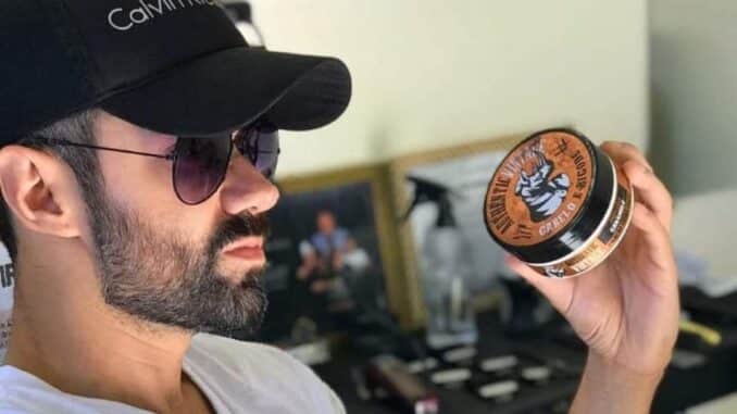 Robson Dias, dos palcos para o mundo da barbearia Robson Dias, dos palcos para o mundo da barbearia