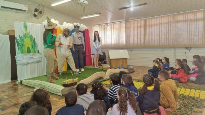 Projeto Ler na Escola Estadual Demétrio Ribeiro Projeto Ler na Escola Estadual Demétrio Ribeiro