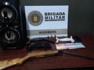 Homem é preso com droga, armas e munições no bairro Nova Brasília