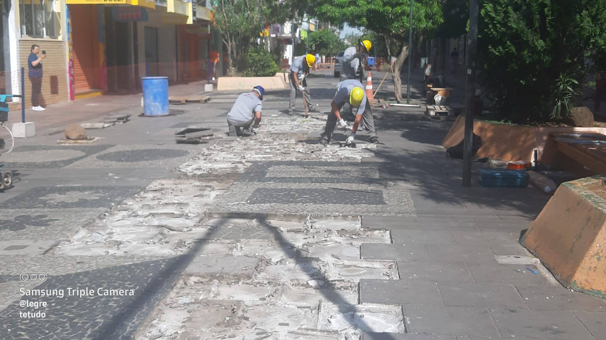 Obra de revitalização do calçadão