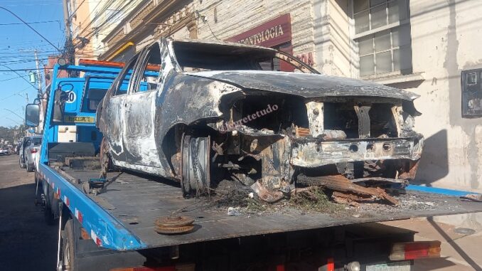 carro incêndio