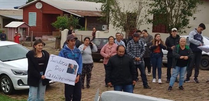 protesto manoel
