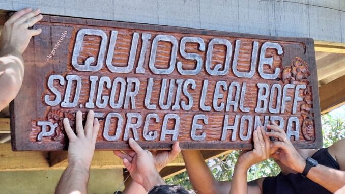 Homenagem a Leal (1)