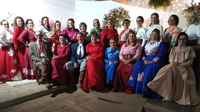 Baile CTG Oswaldo Aranha.jpg1