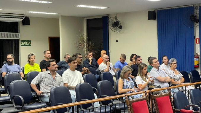 Câmara (36)