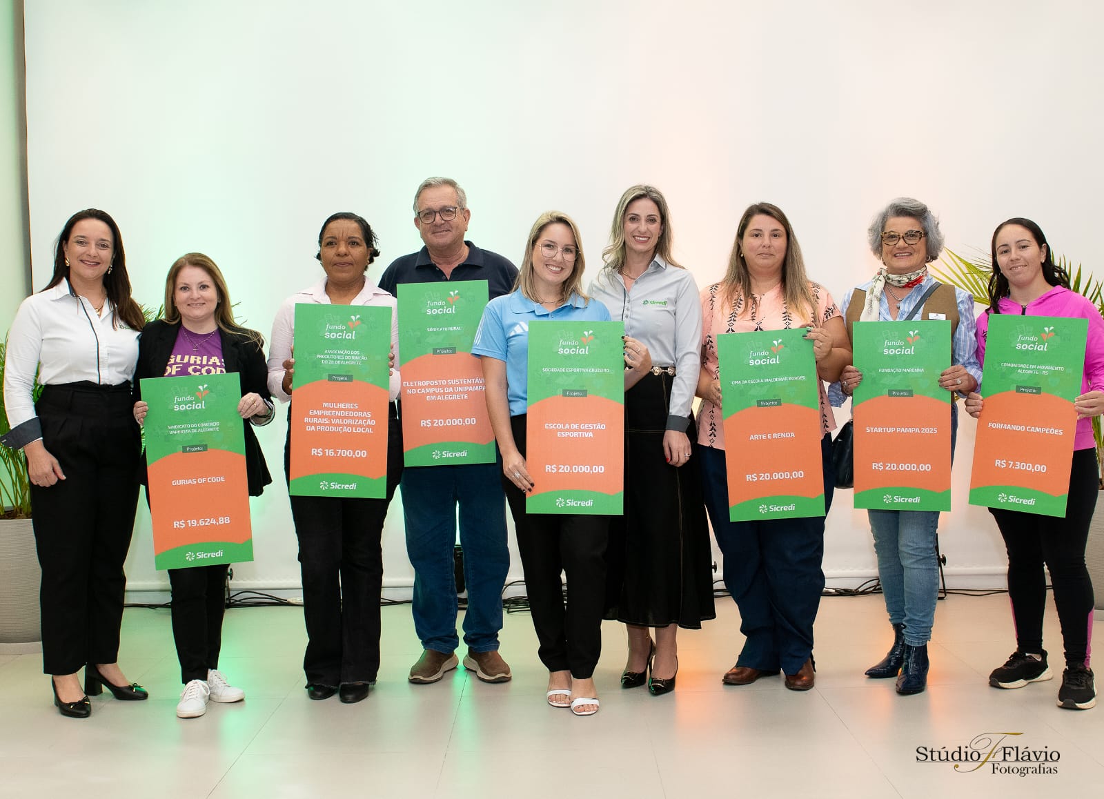 Mais de R$ 1,4 milhões foram entregues pela Sicredi Essência para ...